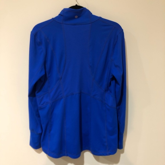 ⭐️⭐️⭐️ATHLETIC ZIP UP LONG SLEEVE - Picture 9 of 11